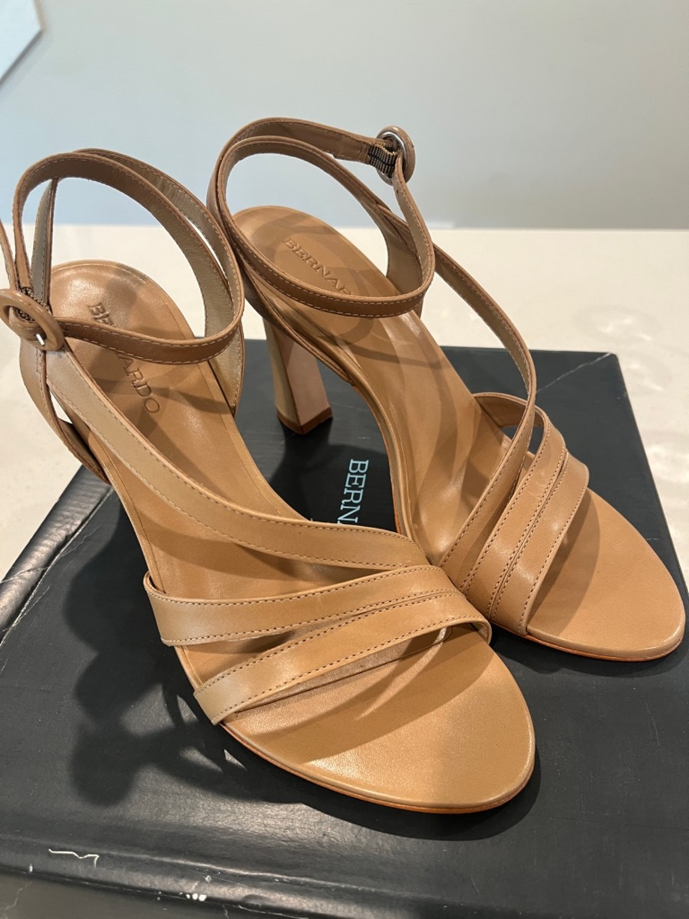 Bernardo Leather Strappy Heels 8.5